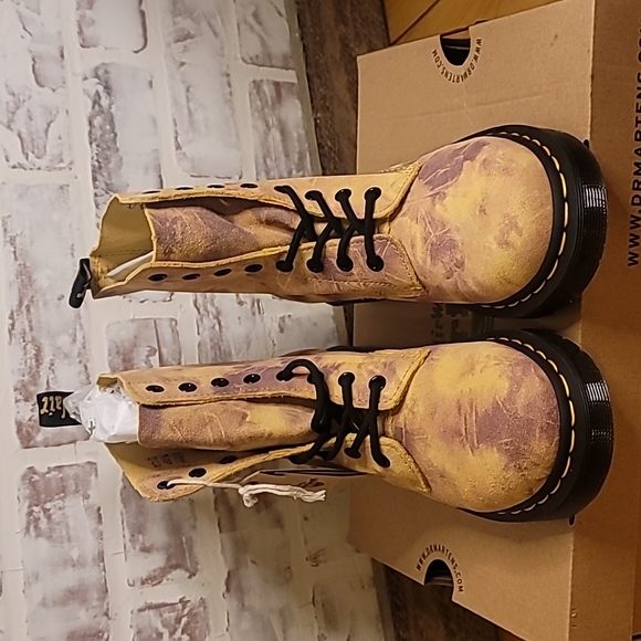 Dr. Martens Pascal Grunge Tie-Dye Combat Boots Size 8 - Picture 5 of 16